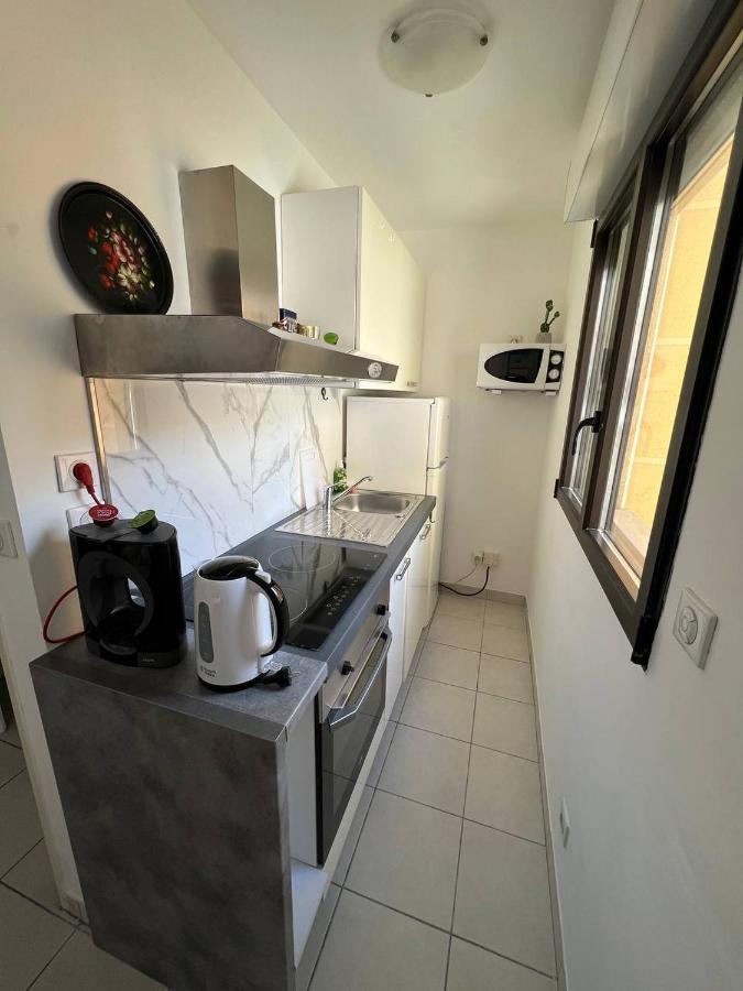 Charmant Studio A Menton Bagian luar foto